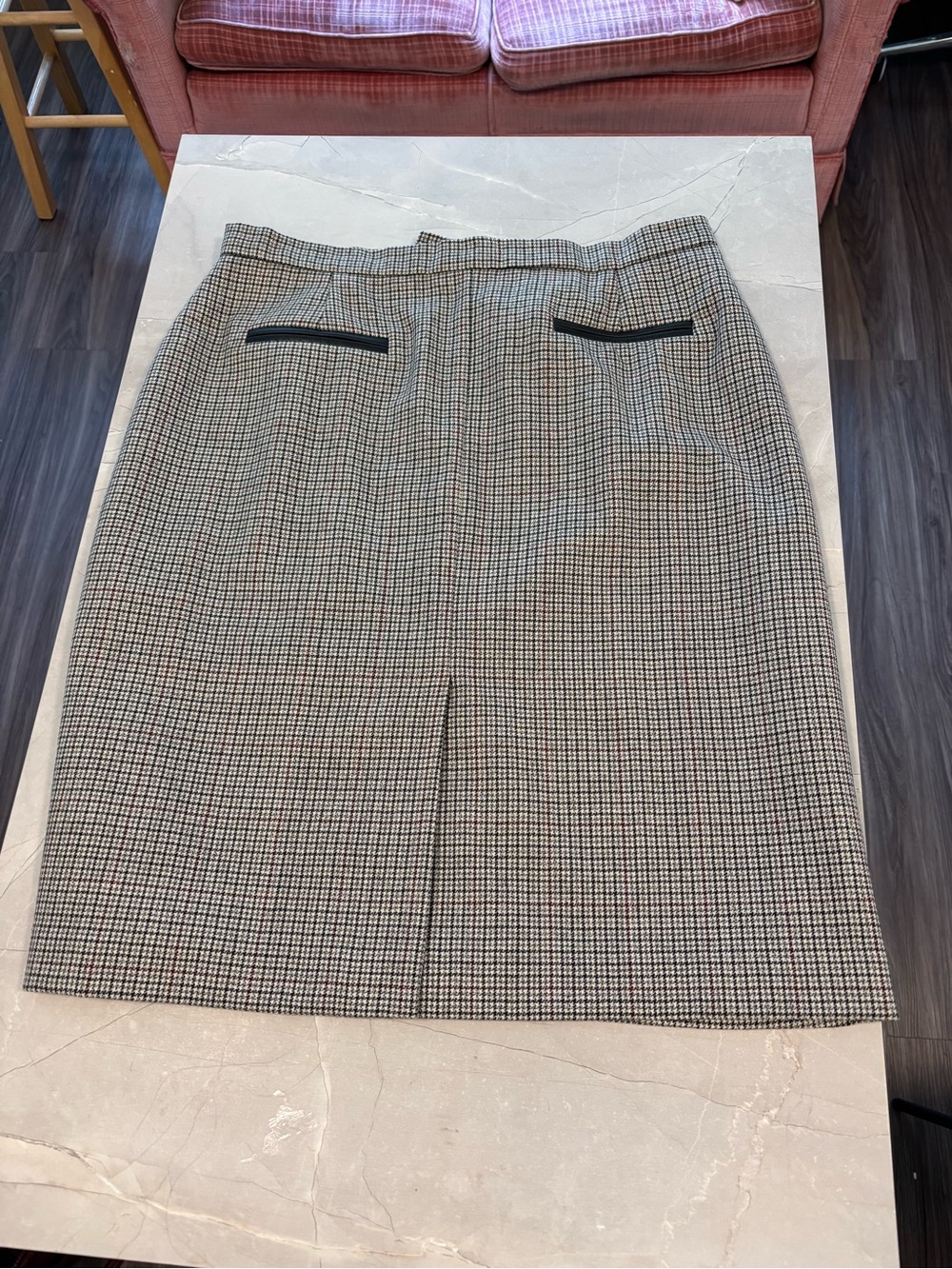 Houndstooth wool pencil skirt